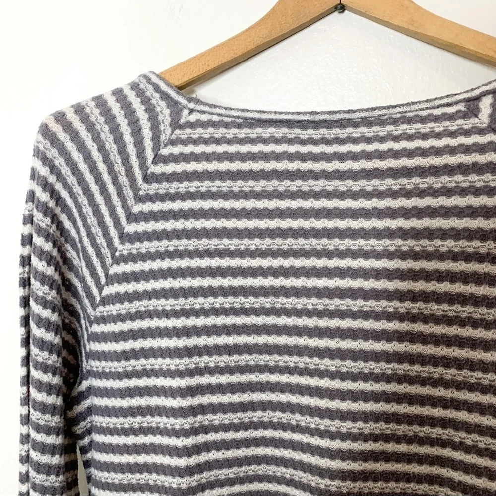 Lucky Brand Waffle Knit‎ Grey Stripe Tie Front Sweater Small S